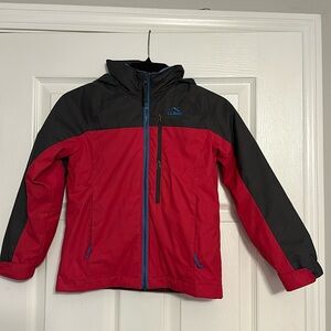 Boys like new LL Bean 3 in 1 winter coat size 5-6